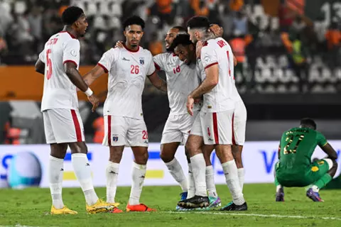 من أيسلندا إلى كاب فيردي.. حكايات المنتخبات الصغيرة في بطولات الكبار